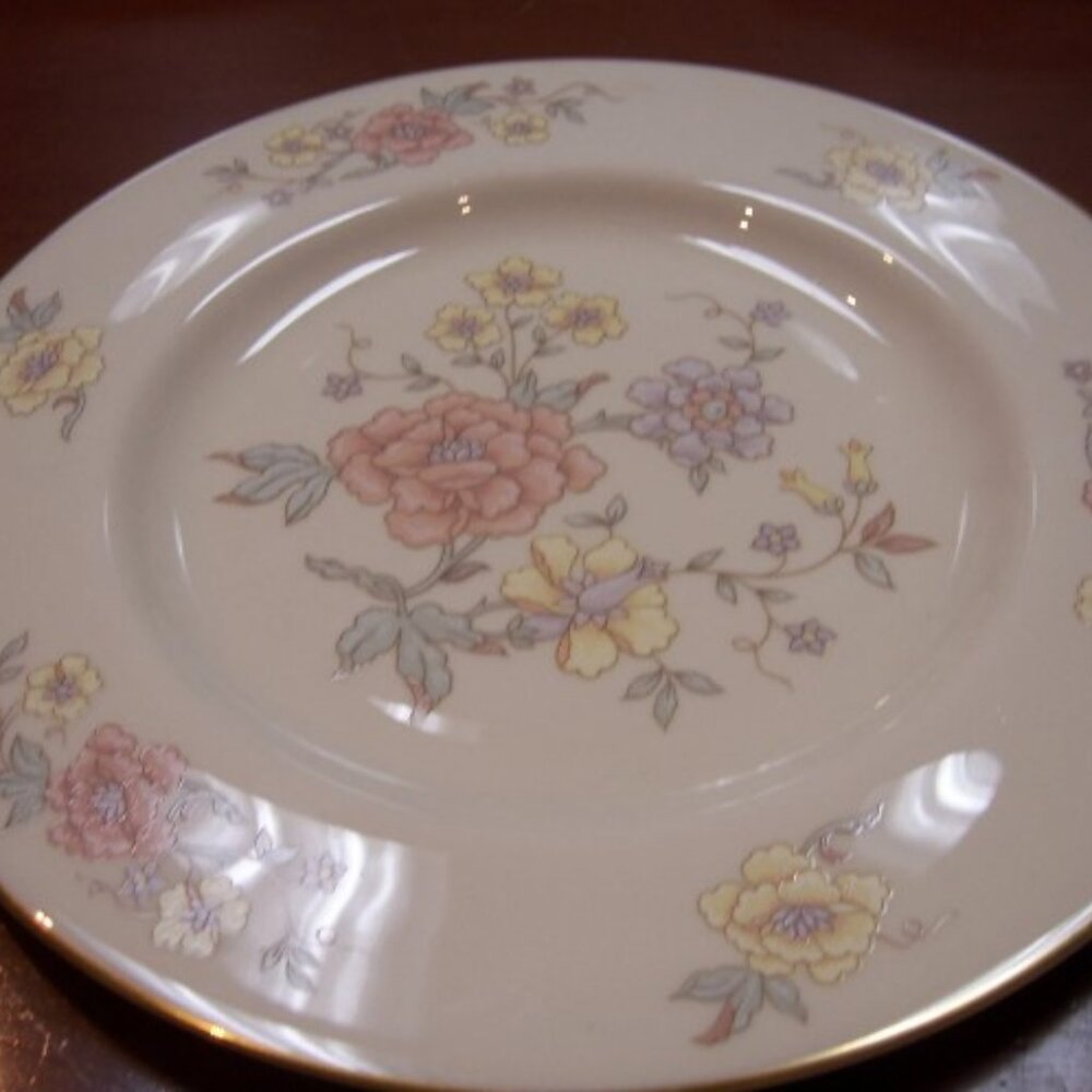 Dinner Plate - Georgian Manor by PICKARD